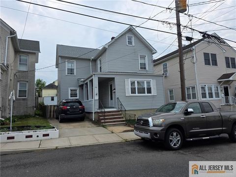Homes For Sale - 55 Smullen Street<br/> Sayreville, NJ 08872
