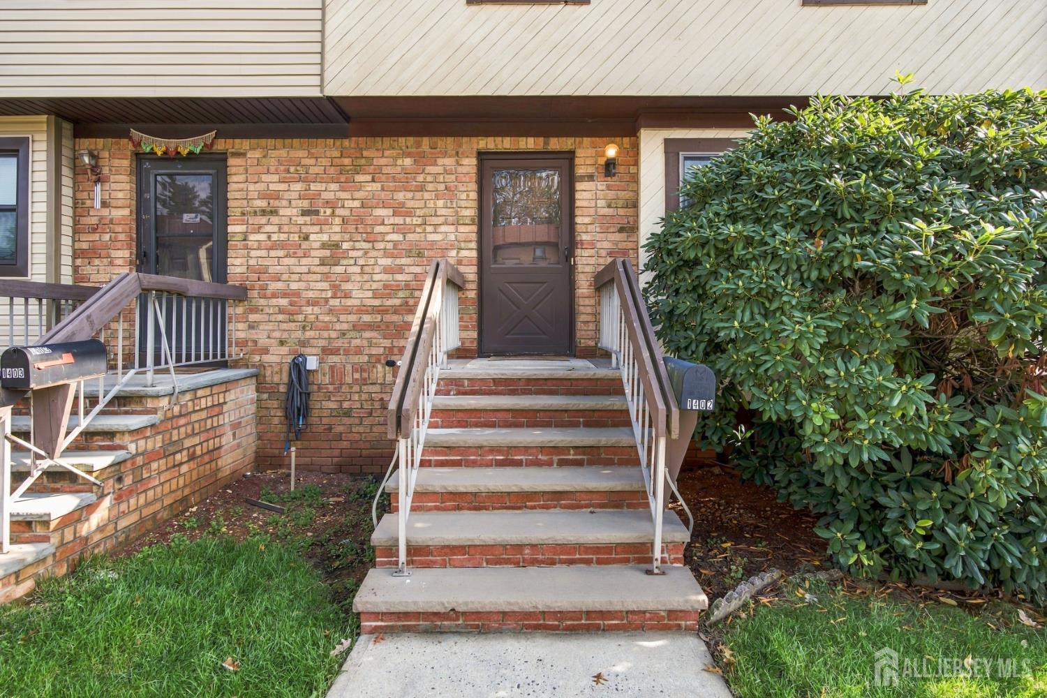 1402 Merrywood Drive