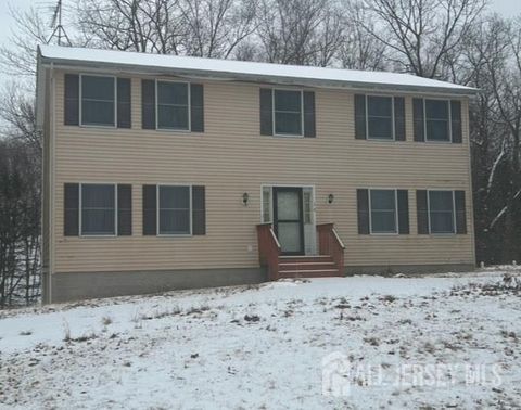Homes For Sale - 16 Crest Road<br/> Sussex County, Sussex, NJ 07461