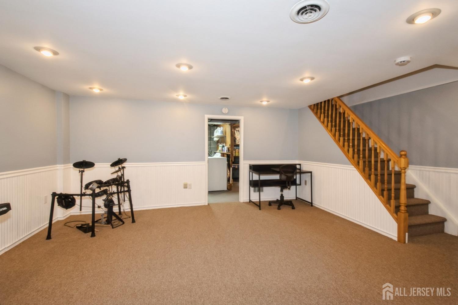 17 Durst Drive, Milltown, New Jersey image 34