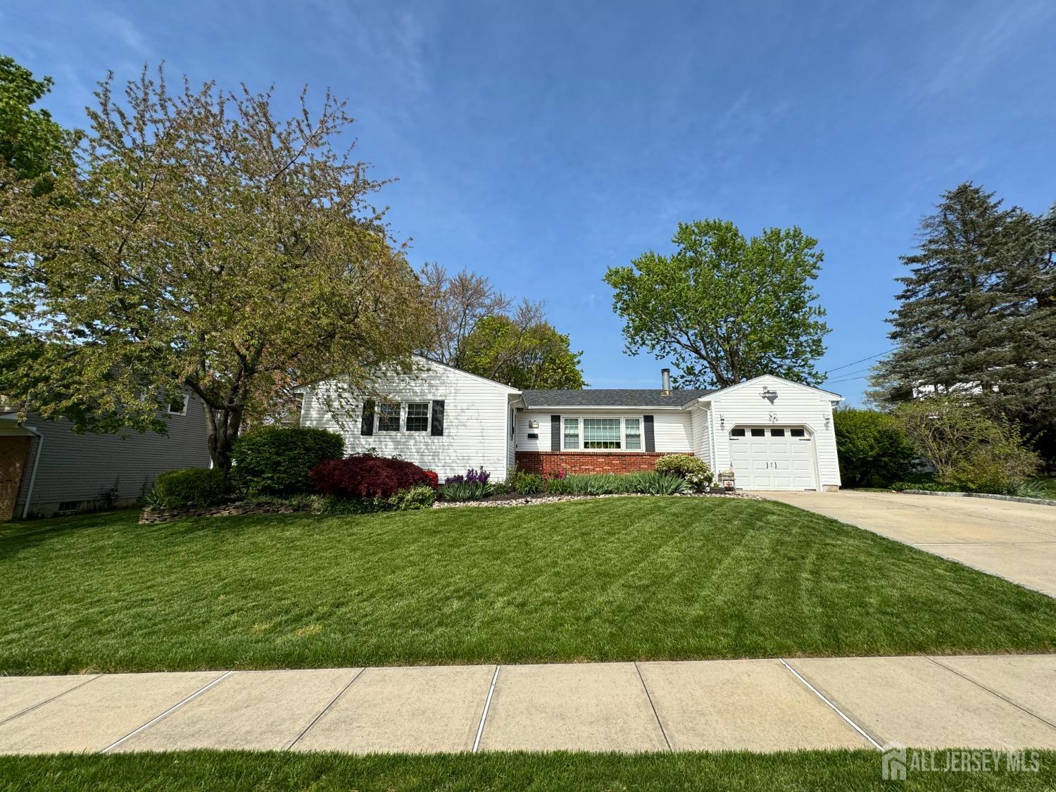 17 Durst Drive, Milltown, New Jersey image 4