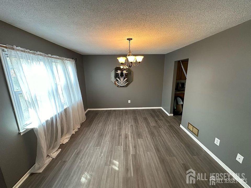 73 Vernon Street, Sewaren, New Jersey image 3