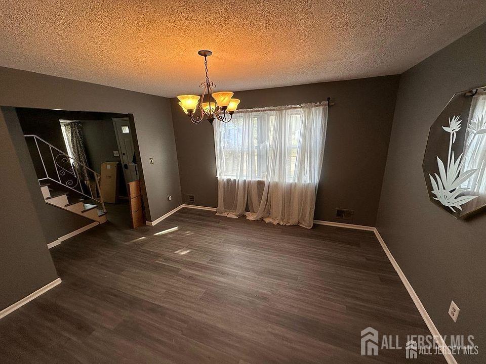 73 Vernon Street, Sewaren, New Jersey image 2