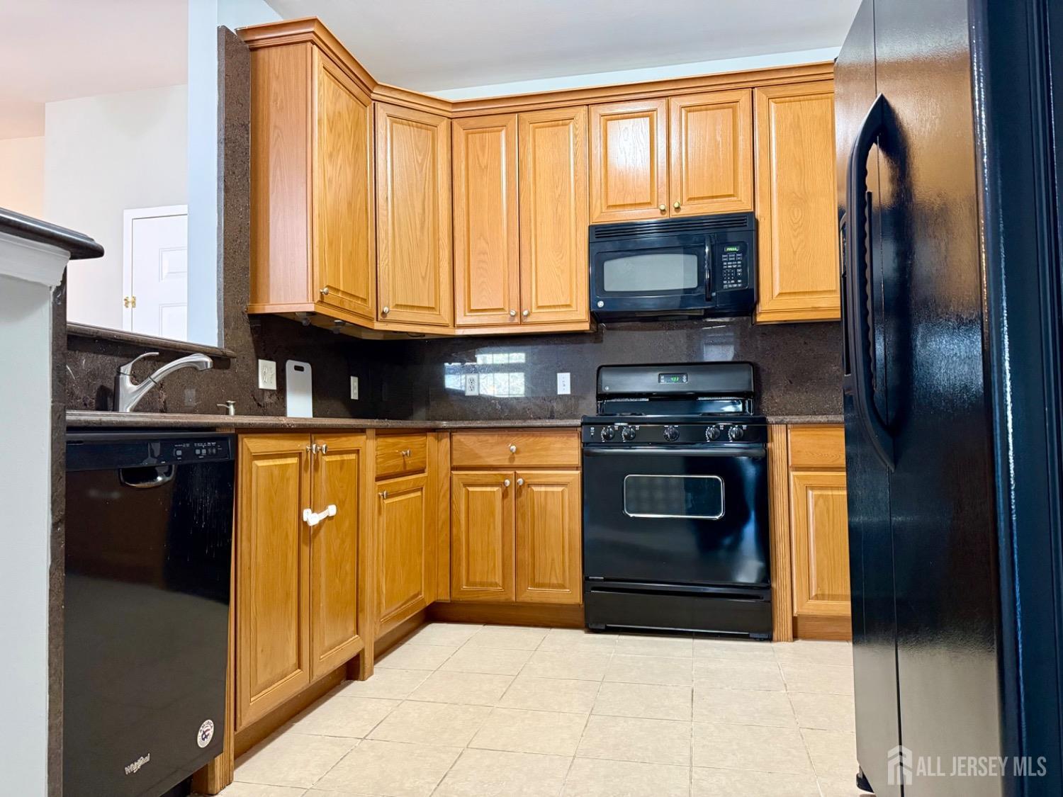 3214 Edward Stec Boulevard, Edison, New Jersey image 6