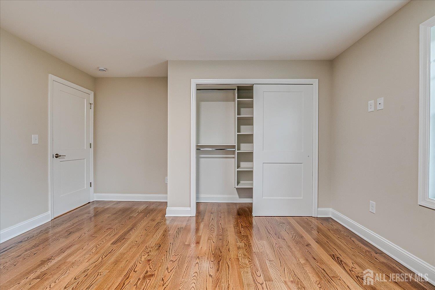 South Plainfield, New Jersey 07080, United States, 2 Bedrooms Bedrooms, ,2 BathroomsBathrooms,Residential,Active,243122