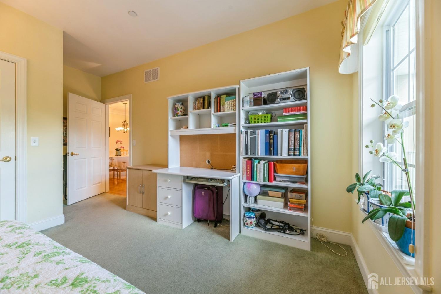 130 Mechanic Street, Hightstown, New Jersey image 18