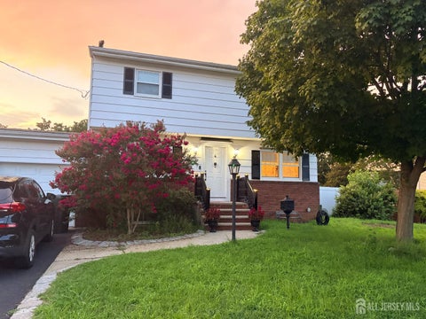 Homes For Sale - 4 Bucknell Drive<br/> Hazlet, NJ 07730