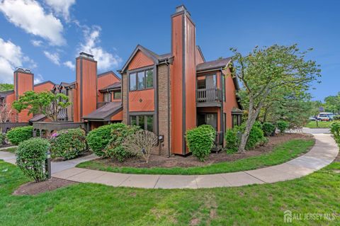 Condo For Sale - 156 Riverbend Drive<br/> North Brunswick, NJ 08902