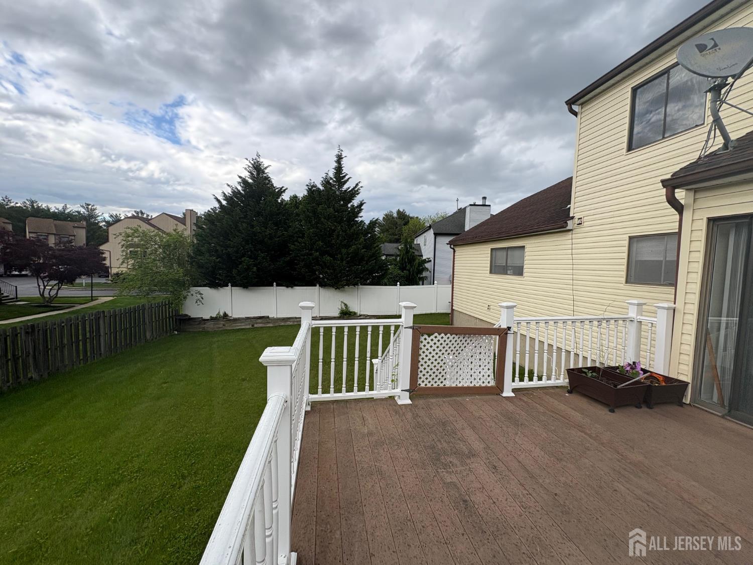 4 La Valencia Road, Old Bridge, New Jersey image 40