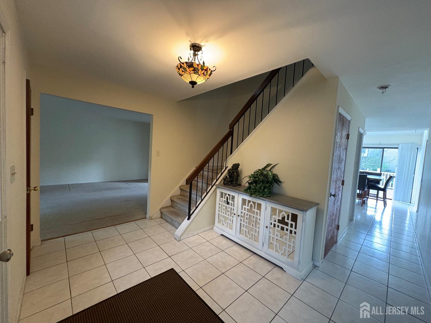 4 La Valencia Road, Old Bridge, New Jersey image 3