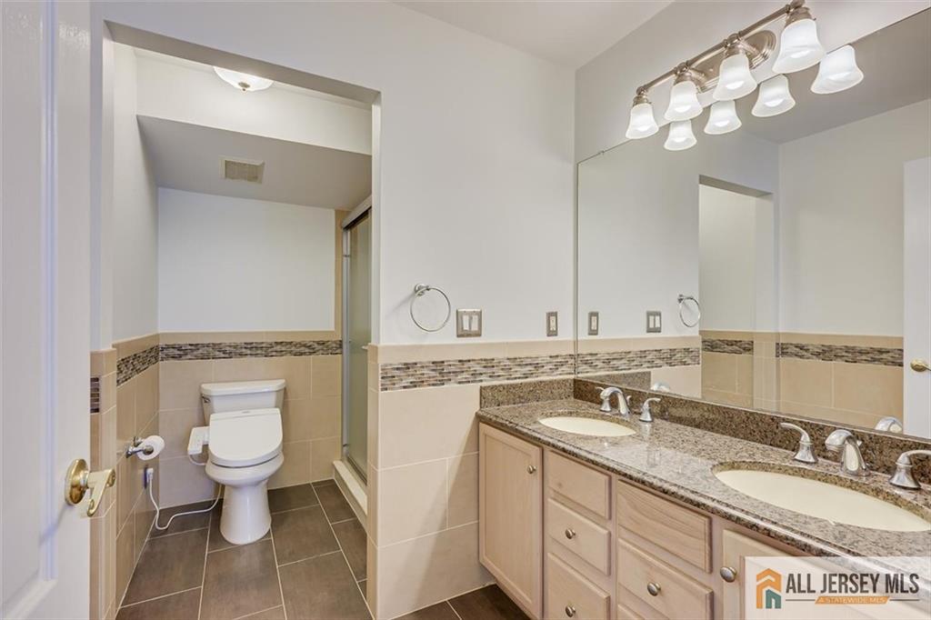 South Brunswick, New Jersey, 08852, United States, 4 Bedrooms Bedrooms, ,4 BathroomsBathrooms,Residential,Active,2019807