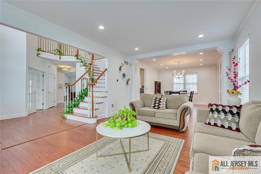 South Brunswick, New Jersey, 08852, United States, 4 Bedrooms Bedrooms, ,4 BathroomsBathrooms,Residential,Active,2019807