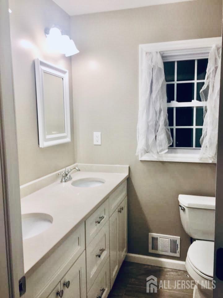 18 Timber Road, East Brunswick, New Jersey image 18