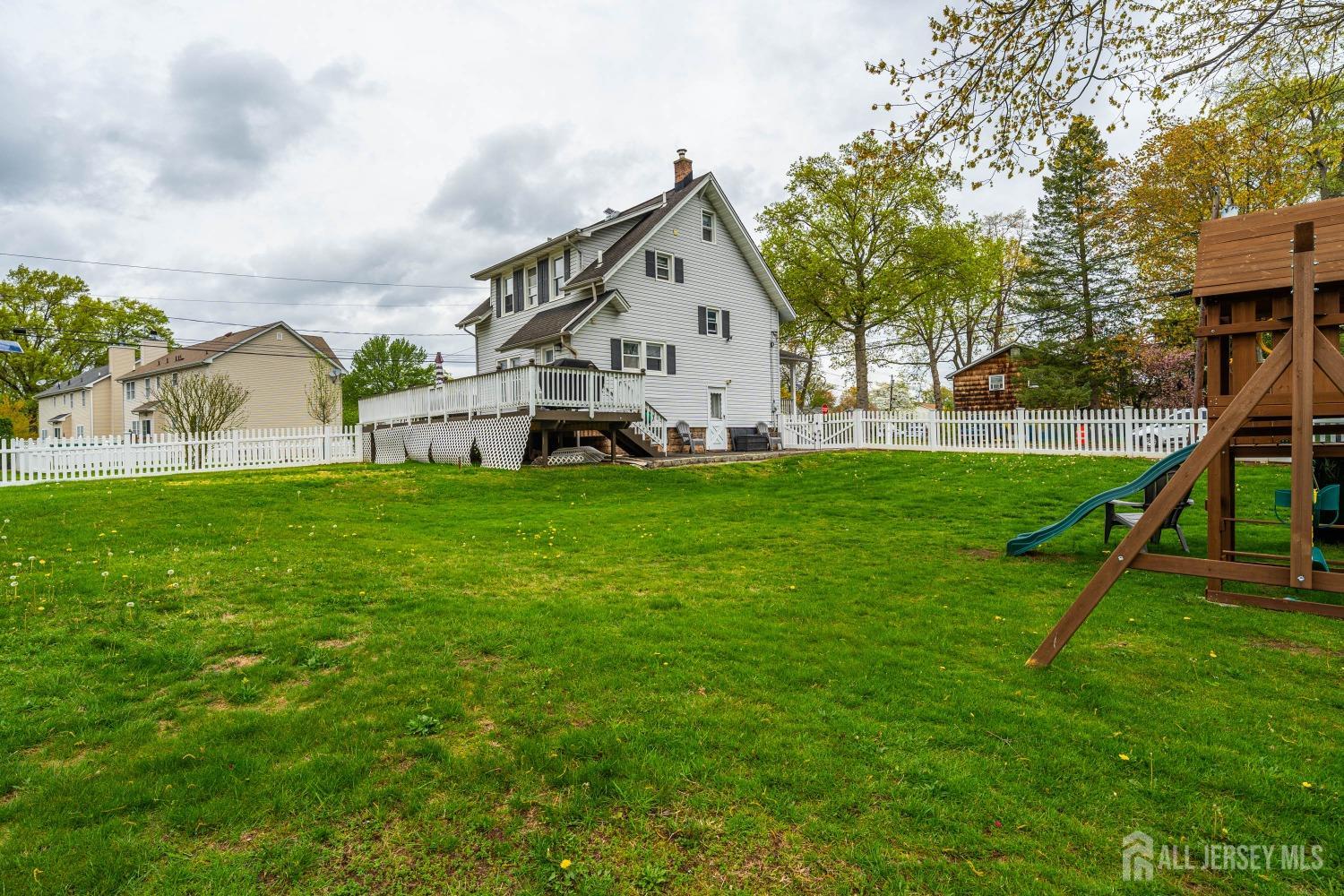 1402 Glenwood Drive, Piscataway, New Jersey image 20