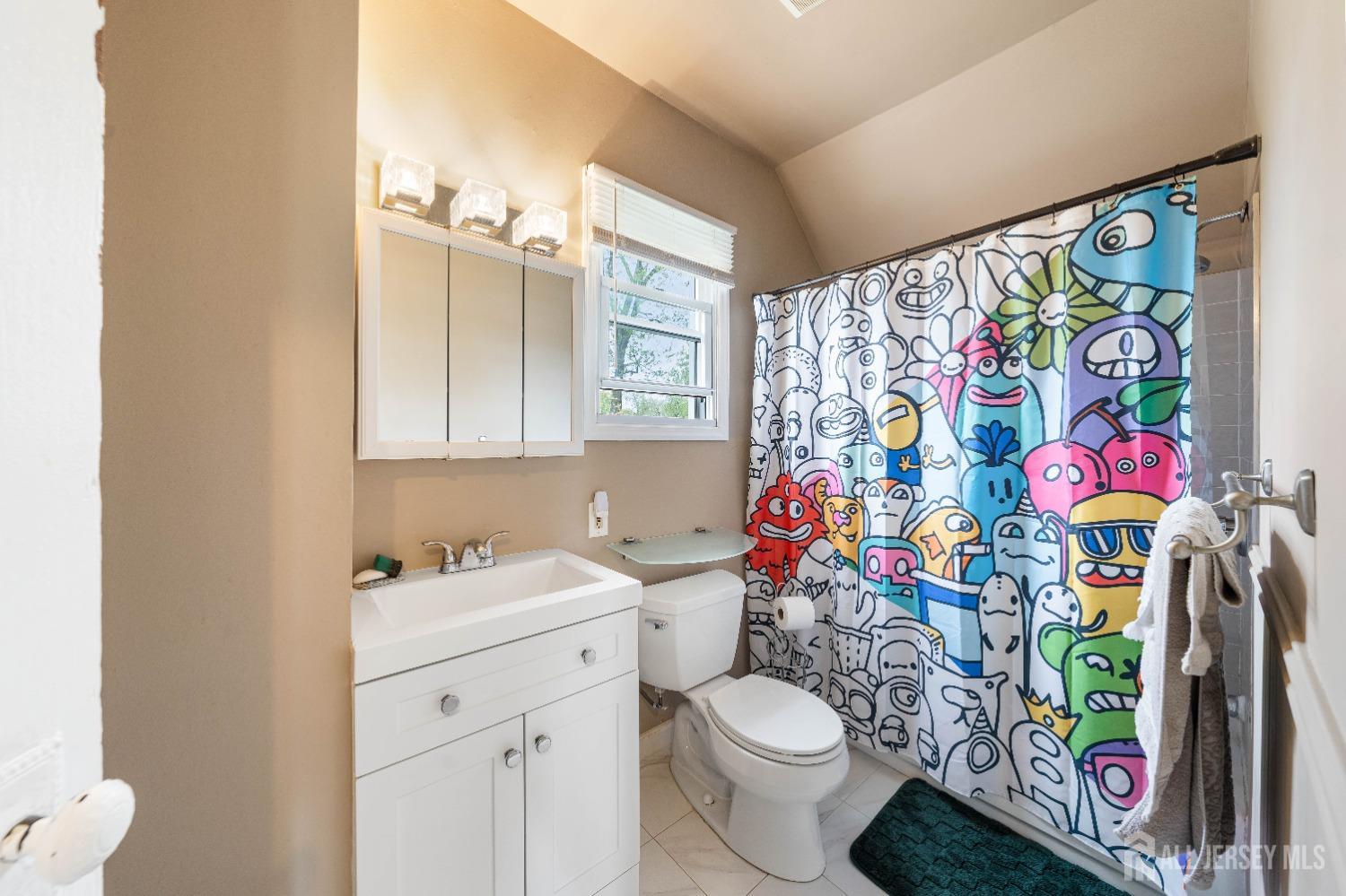 1402 Glenwood Drive, Piscataway, New Jersey image 18
