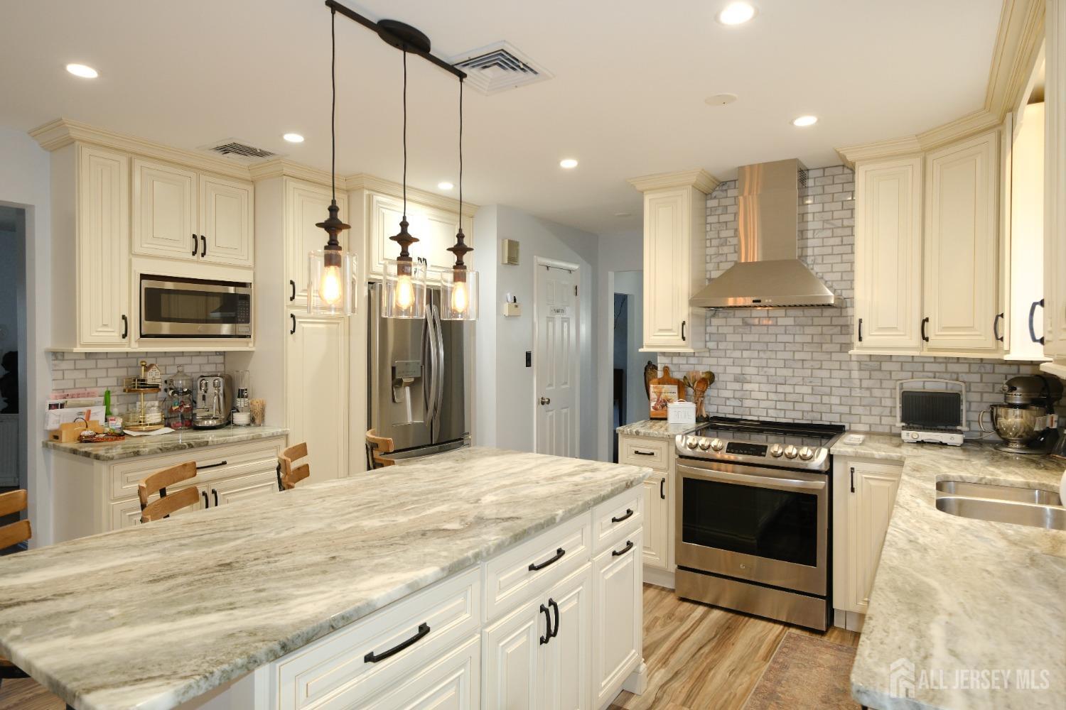 717 Summit Street, Linden, New Jersey image 27