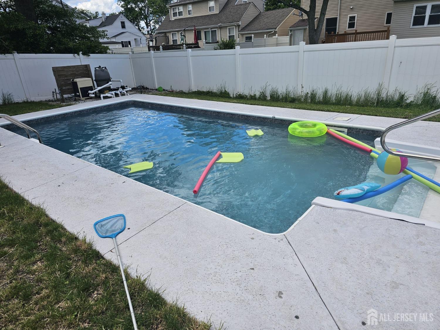 117 W Francis Street, Iselin, New Jersey image 43