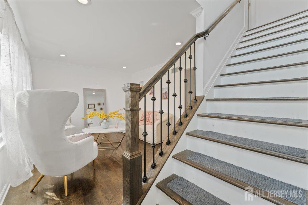 117 W Francis Street, Iselin, New Jersey image 6
