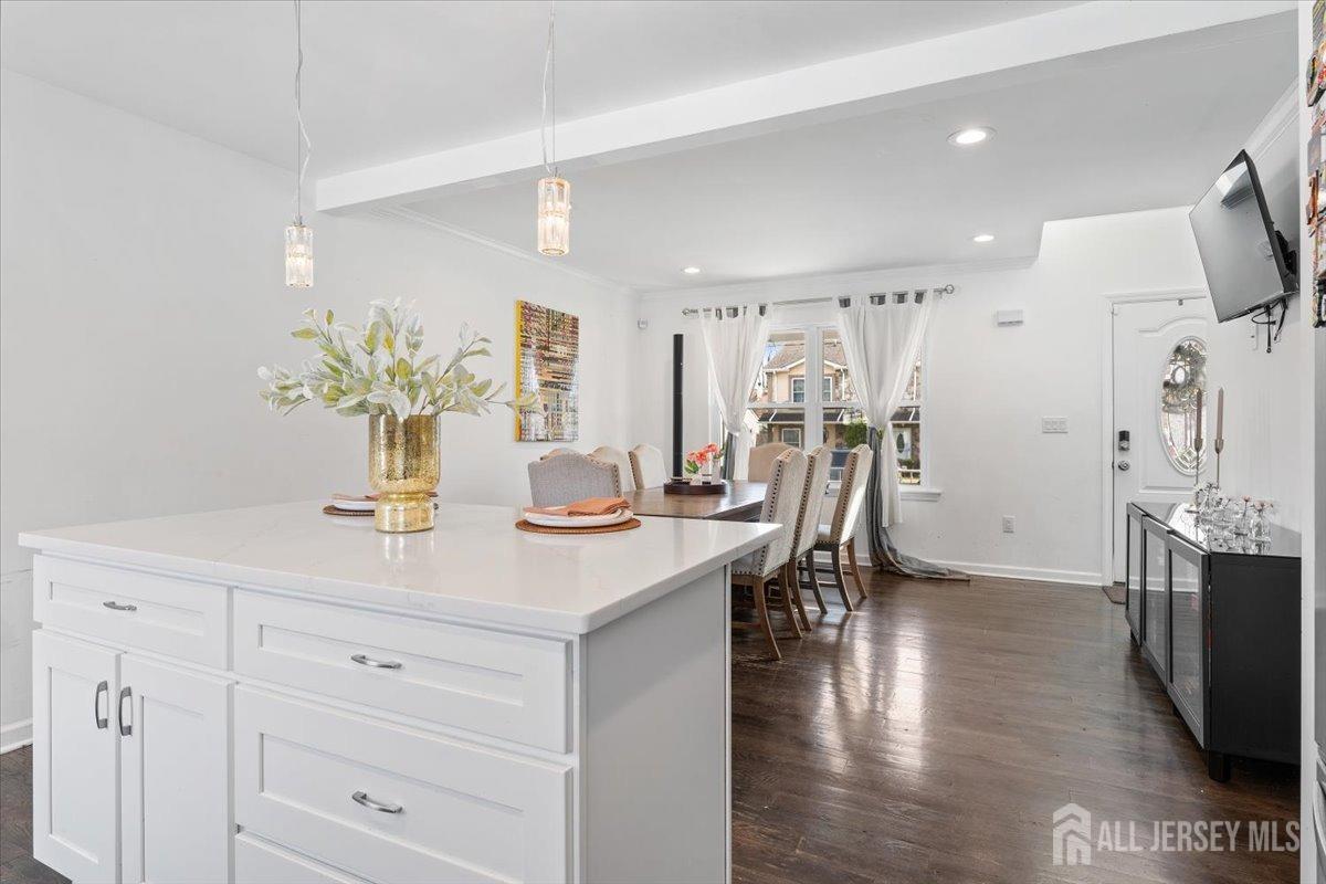 117 W Francis Street, Iselin, New Jersey image 10