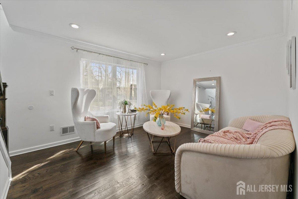 117 W Francis Street, Iselin, New Jersey image 15
