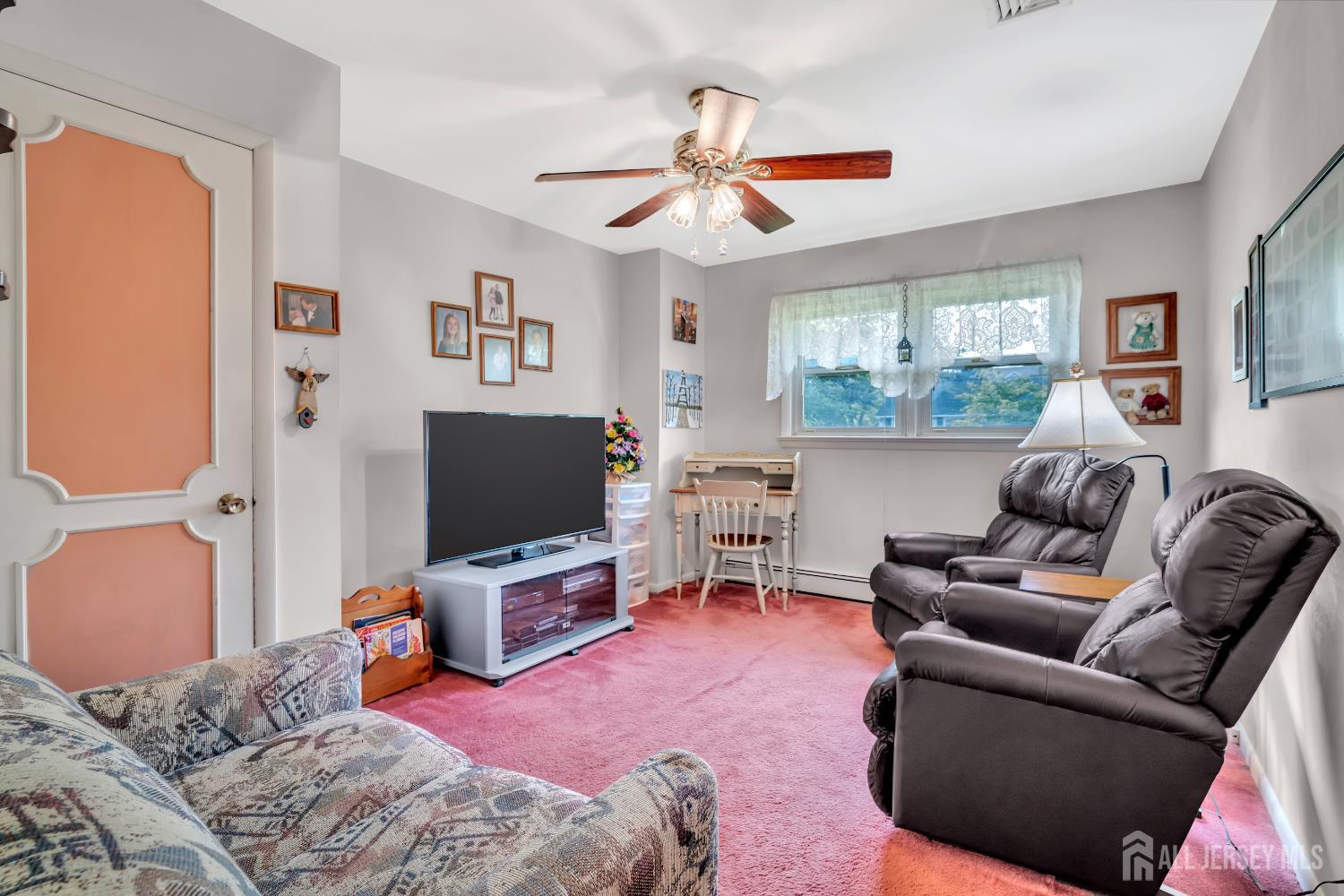 700 Sunbrite Lane, Piscataway, New Jersey image 15