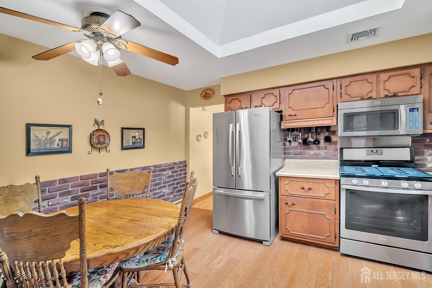 700 Sunbrite Lane, Piscataway, New Jersey image 12