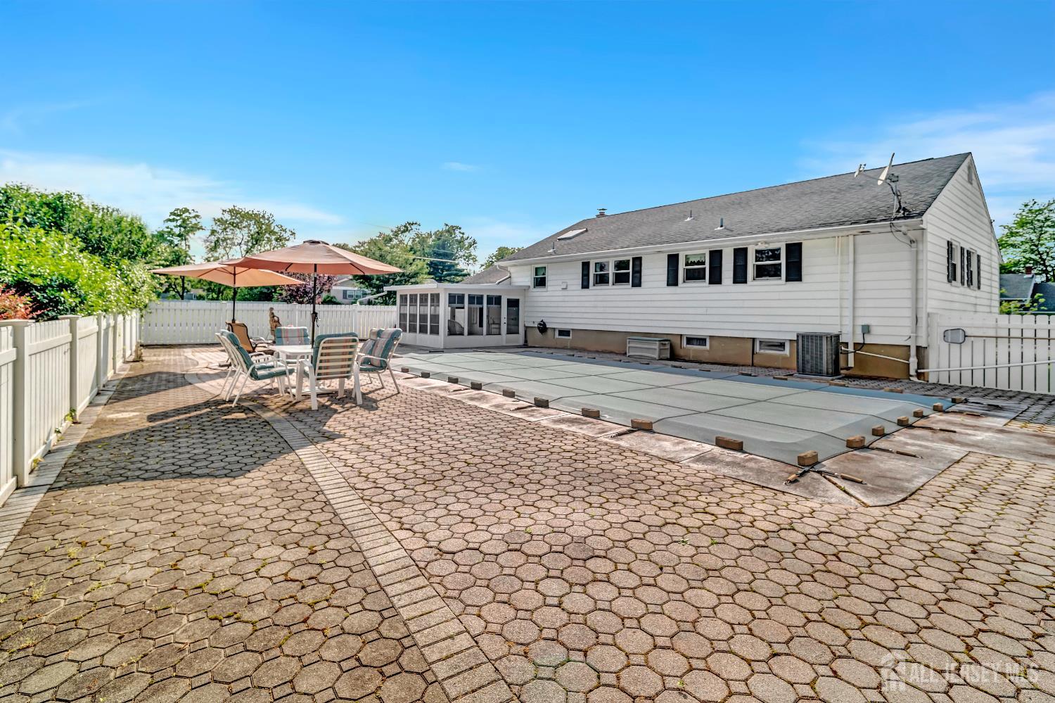 700 Sunbrite Lane, Piscataway, New Jersey image 22
