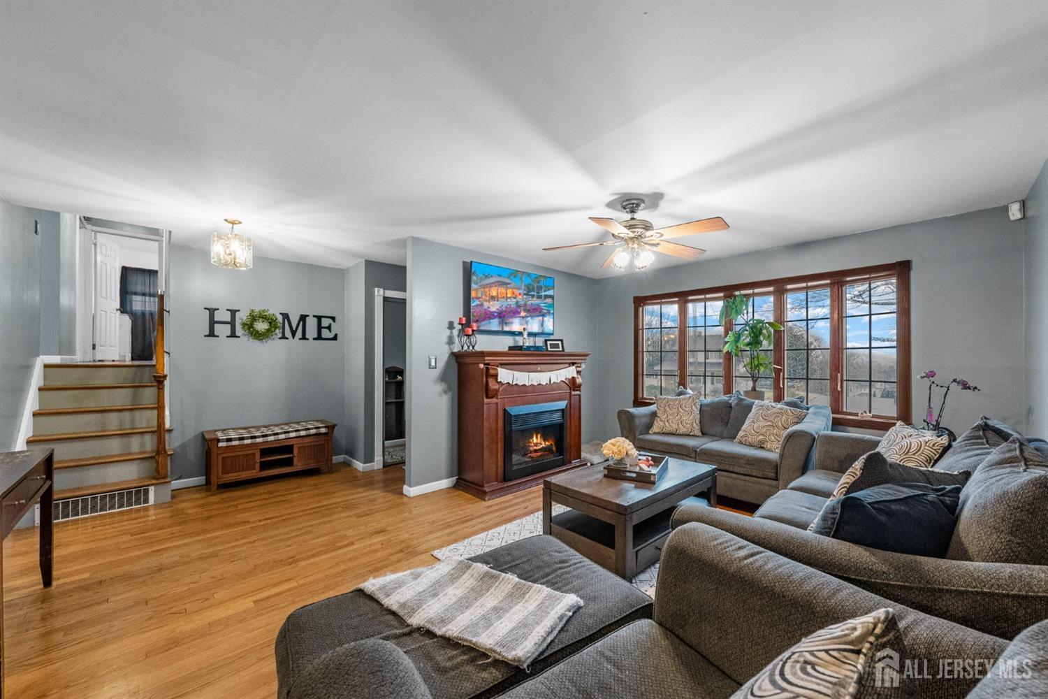 34 Grandview Avenue, Edison, New Jersey image 17