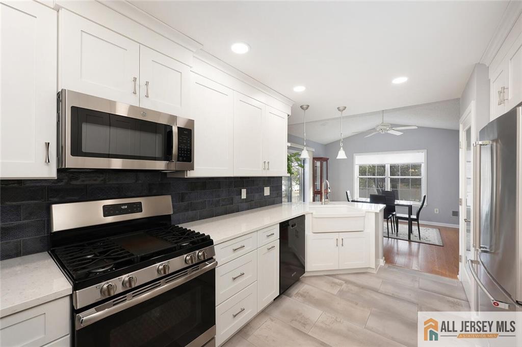 28 Edinburgh Drive #B, Monroe Township, New Jersey image 17