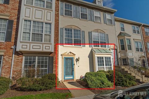 Condo For Sale - 28 Boston Court<br/> Essex County, Newark, NJ 07103