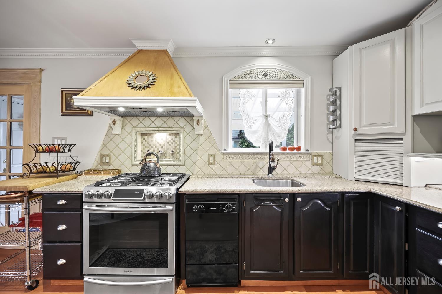 365 E John Street, South Amboy, New Jersey image 13