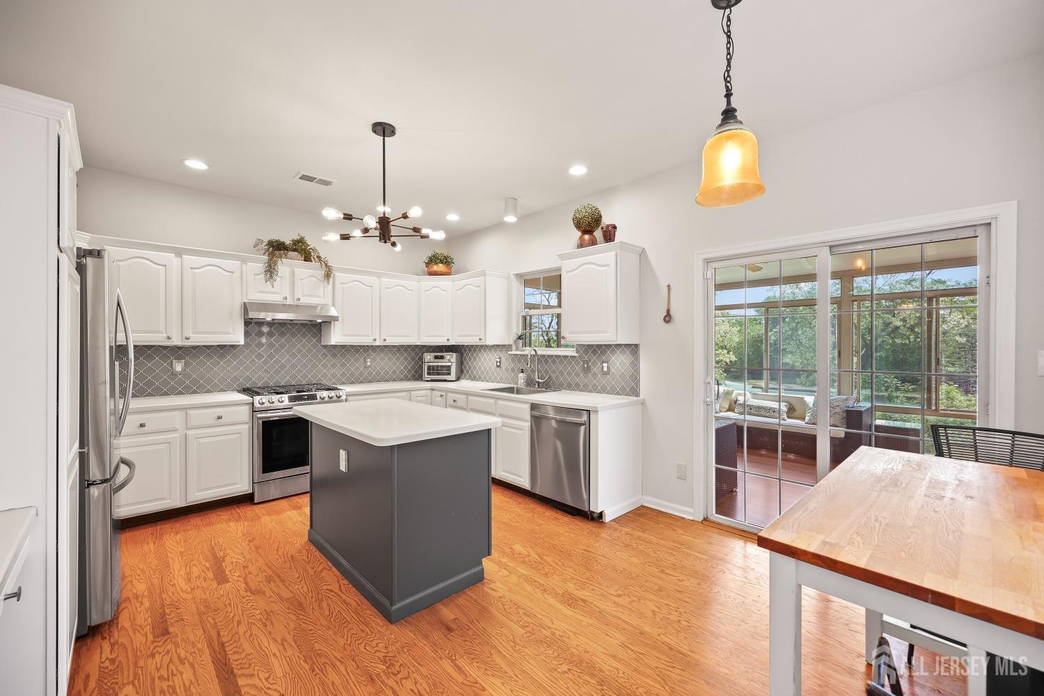 7 Cornell Drive, East Brunswick, New Jersey image 6
