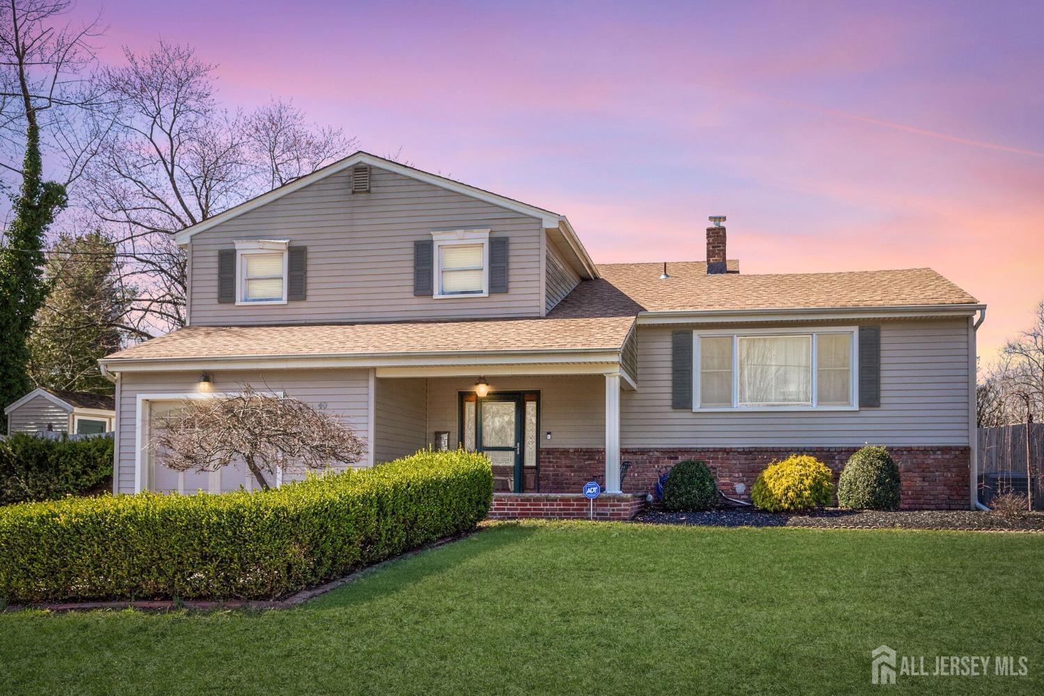 40 Winston Drive, Franklin, New Jersey image 1