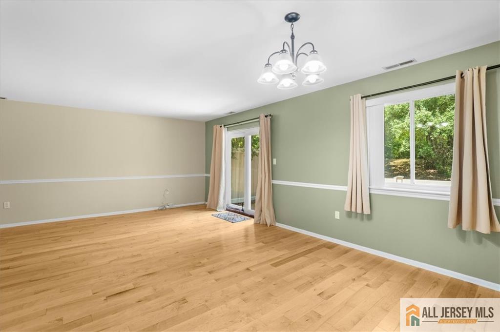 Plainsboro, New Jersey 08536, United States, 3 Bedrooms Bedrooms, ,3 BathroomsBathrooms,Residential,Active,248467