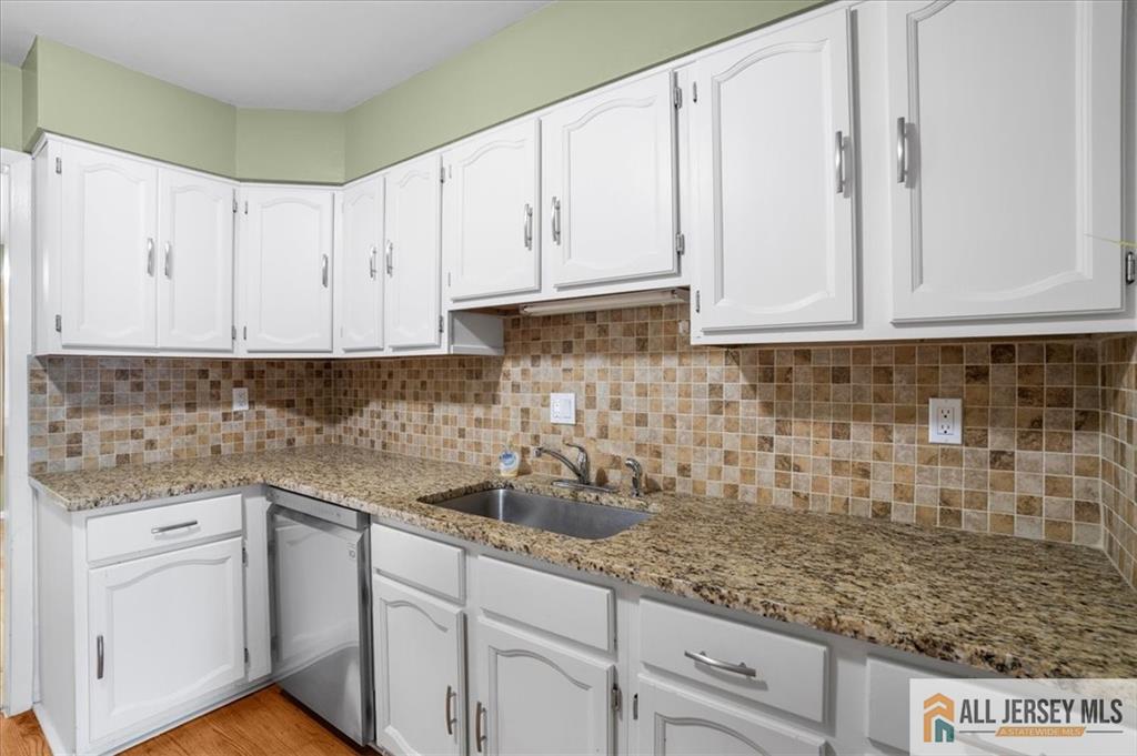 Plainsboro, New Jersey 08536, United States, 3 Bedrooms Bedrooms, ,3 BathroomsBathrooms,Residential,Active,248467