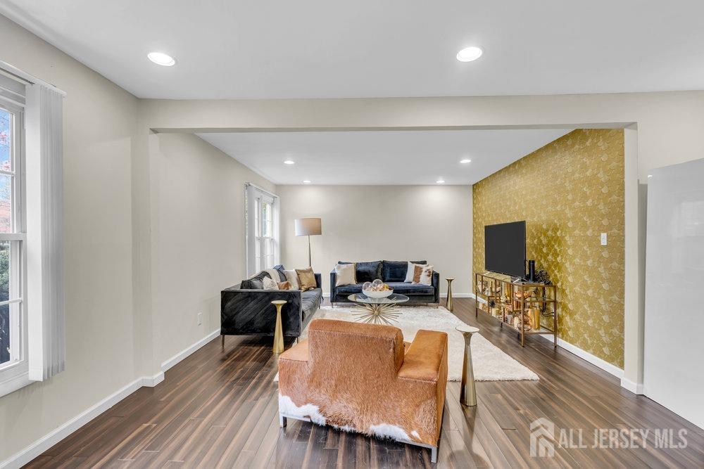 10 Kings Road, East Brunswick, New Jersey image 11