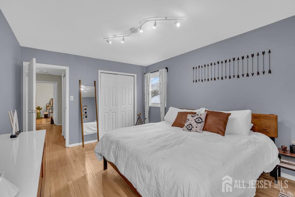 10 Kings Road, East Brunswick, New Jersey image 24