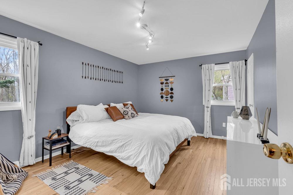 10 Kings Road, East Brunswick, New Jersey image 23