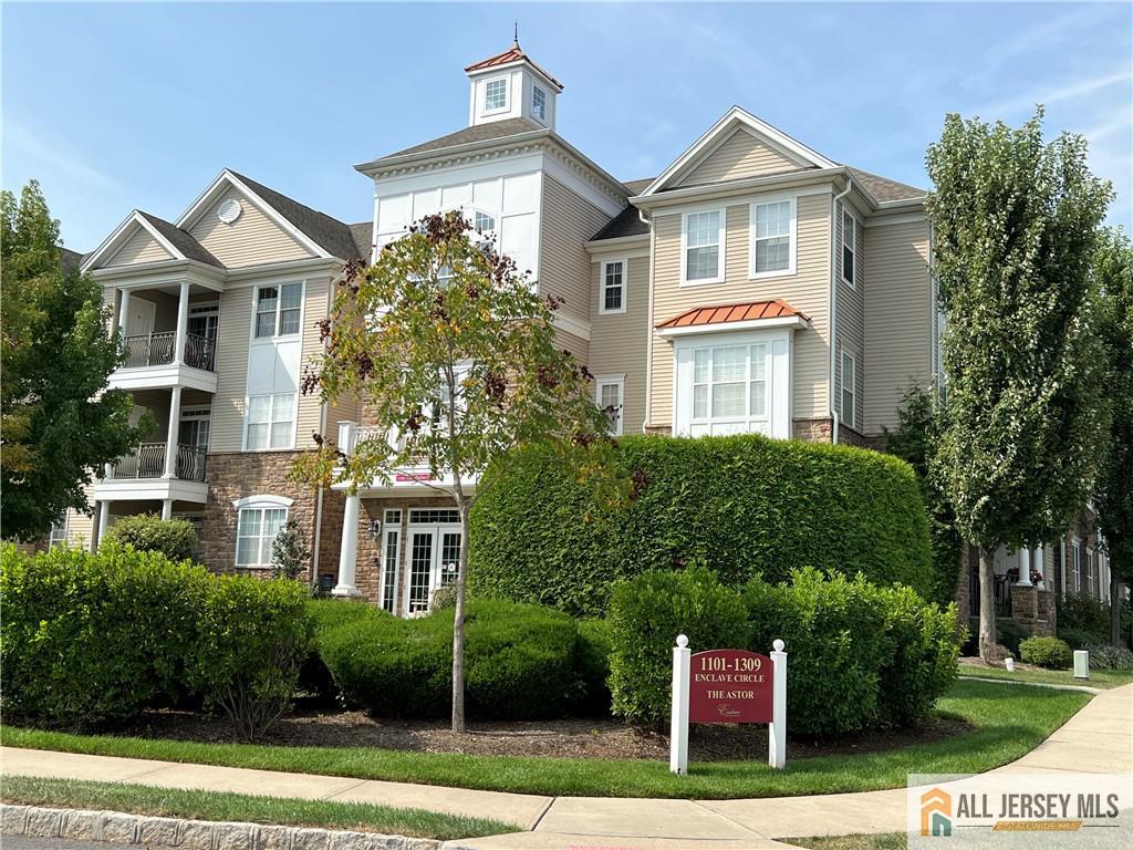 1109 Enclave Circle, Franklin, New Jersey image 1