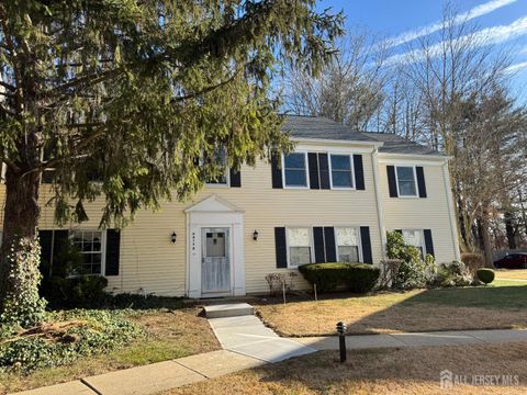 Condo For Sale - 413 Oxford Lane #B<br/> Monroe, NJ 08831