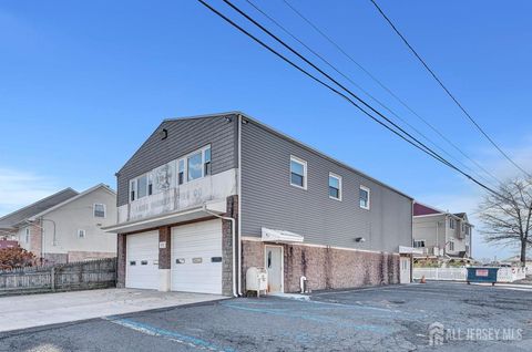 MLS: 2506580R