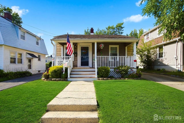 33 Pershing Avenue