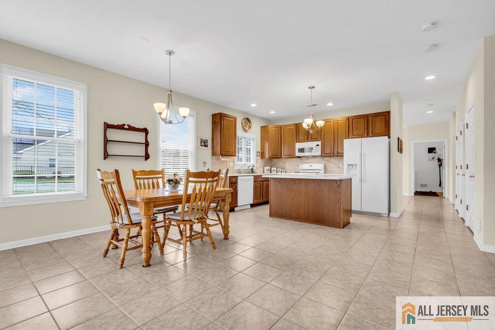 2 Jays Corner, Franklin, New Jersey image 6