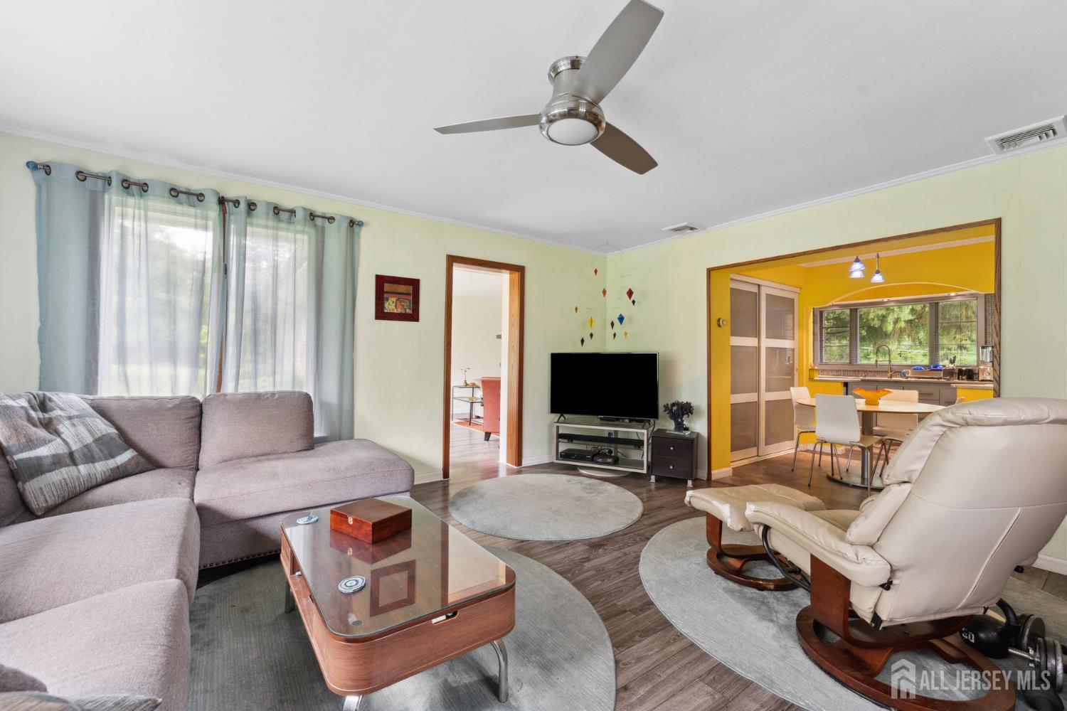 626 S Randolphville Road, Piscataway, New Jersey image 9