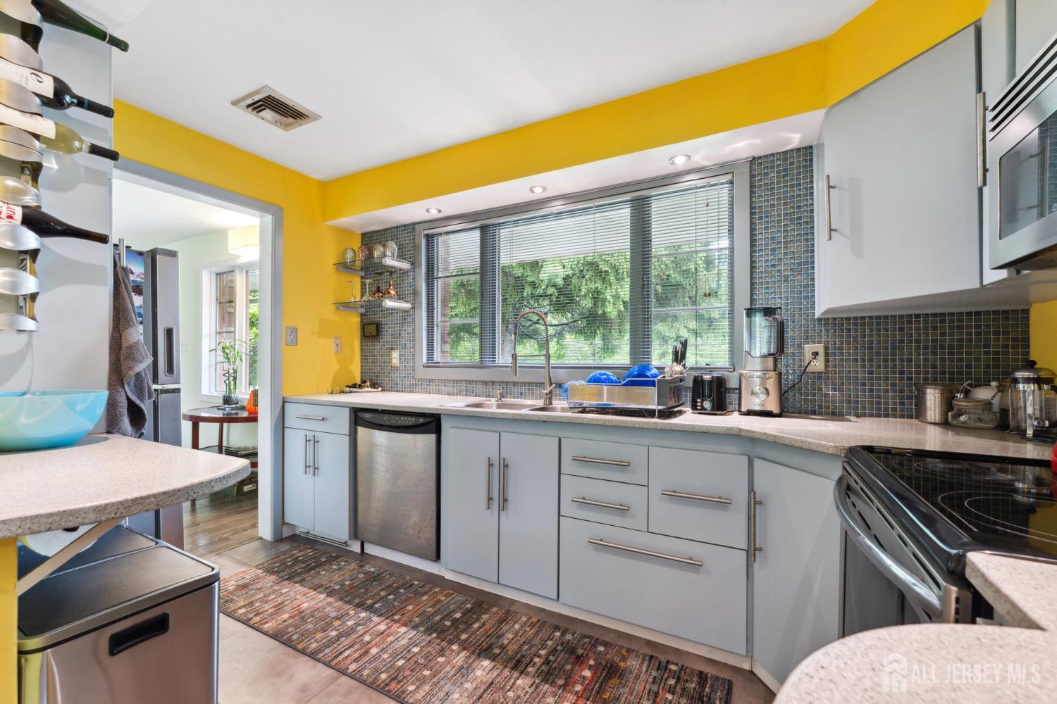 626 S Randolphville Road, Piscataway, New Jersey image 12