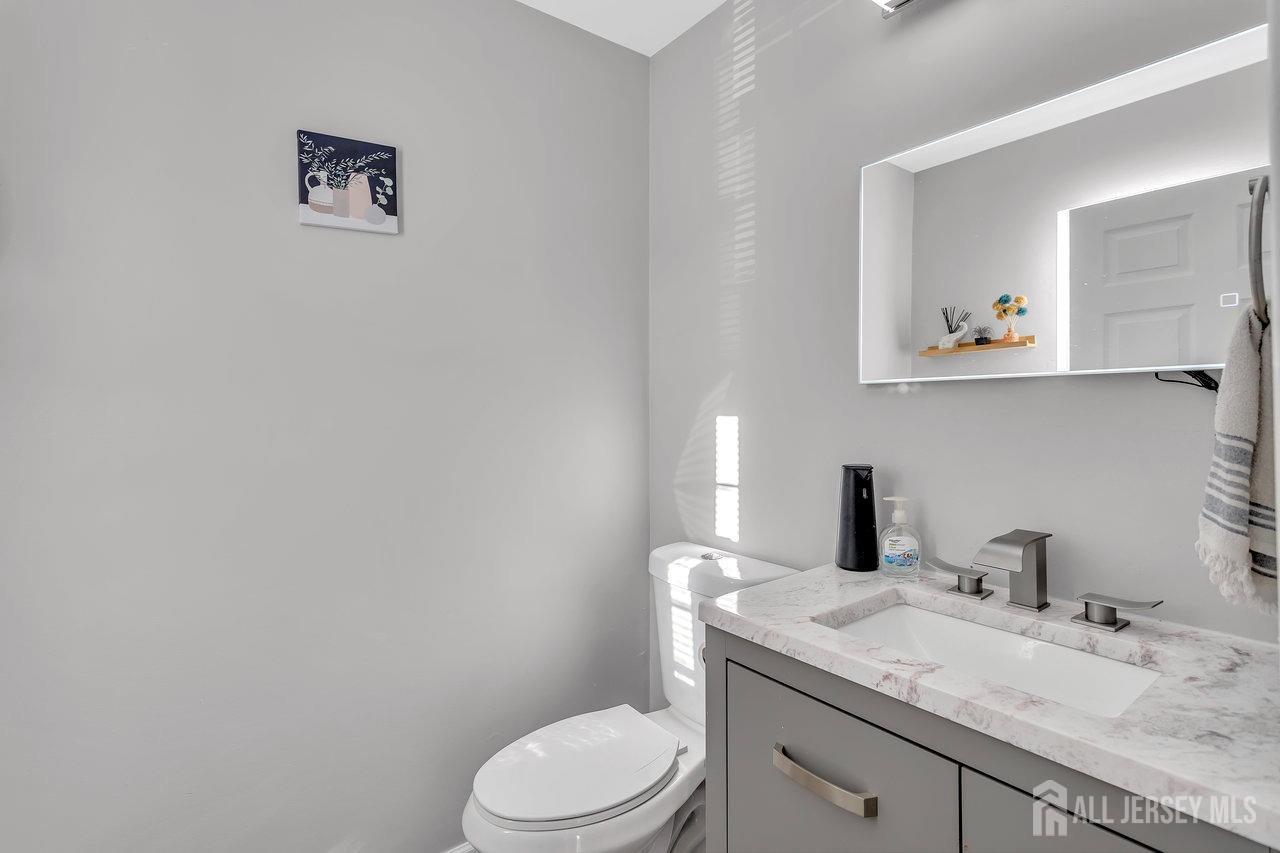 258 Vasser Drive, Piscataway, New Jersey image 15