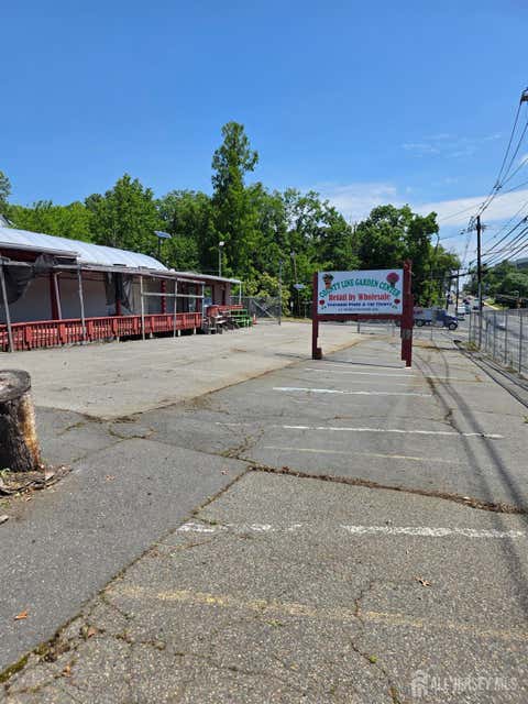 Vacant Land For Sale - 92 State Route 27 Highway<br/> Edison, NJ 08820