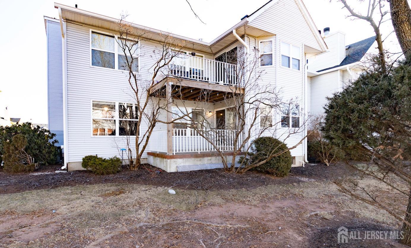 Manville, New Jersey 08835, United States, 3 Bedrooms Bedrooms, ,1 BathroomBathrooms,Residential,Active,101985