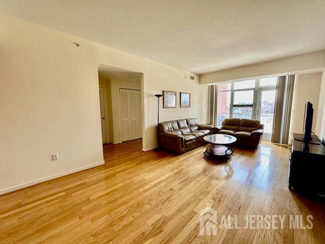 20 Livingston Avenue #1003, New Brunswick, New Jersey image 4