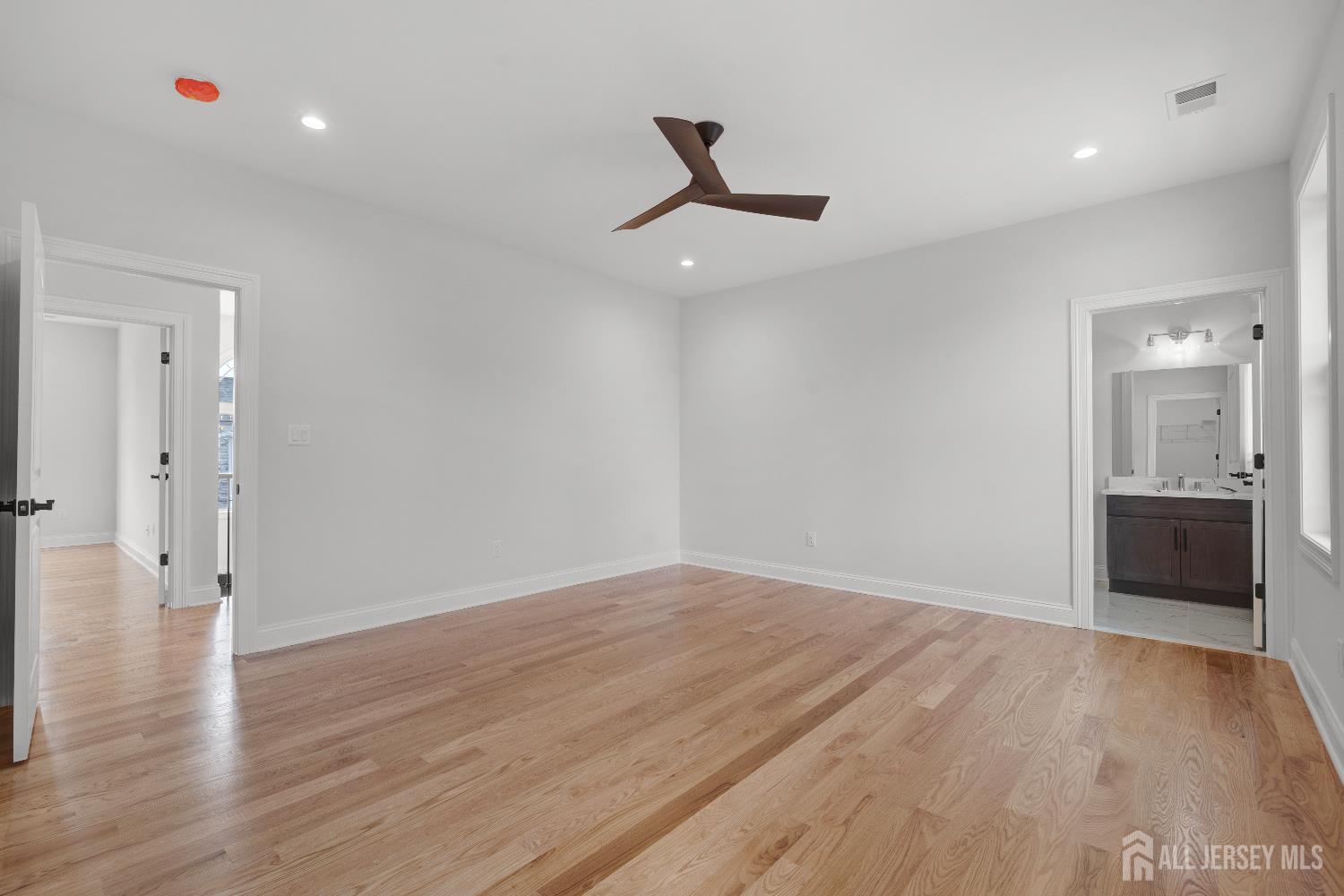 9 Links Drive, Edison, New Jersey image 37